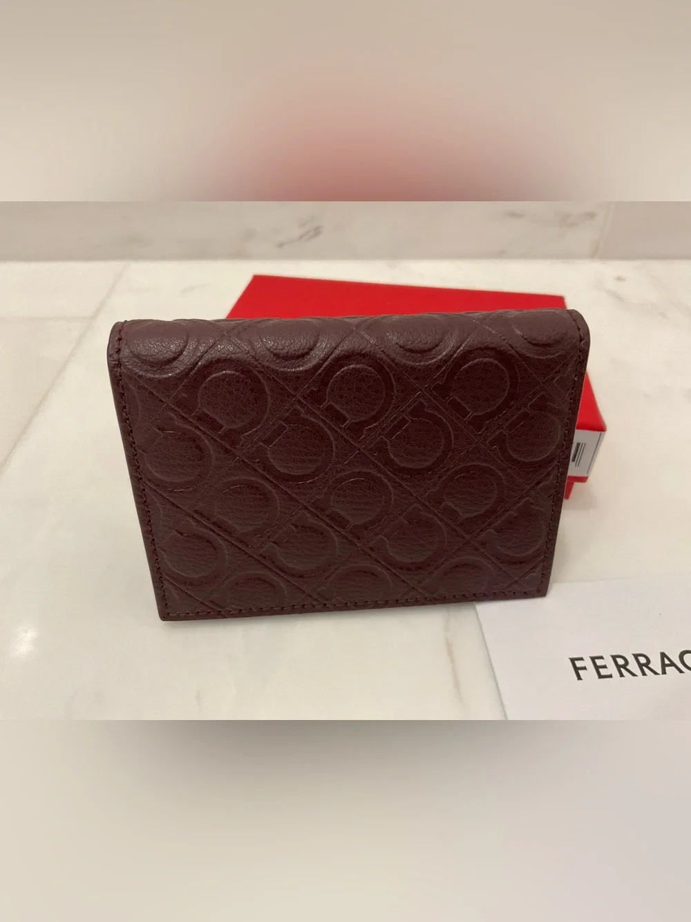 NEW Salvatore Ferragamo Gancini Embossed Gusseted Credit Card Wallet - BURGUNDY